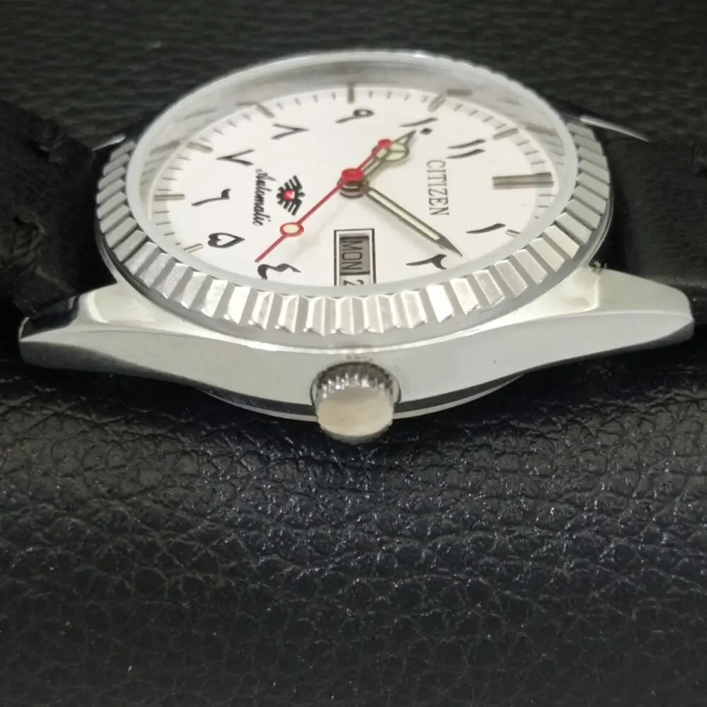 Vintage 1972 Arabic Citizen Automatic Mens Silver Watch W/daydate & Black accent